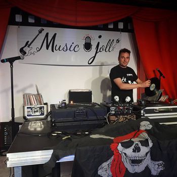 DJ Vinyl Punk