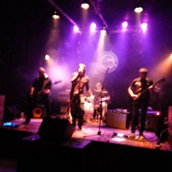 Directo en Sala Hollander