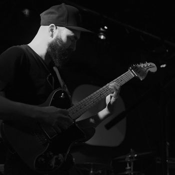 Eugeni - Guitarra