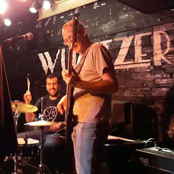 Wurlitzer batería y bajo