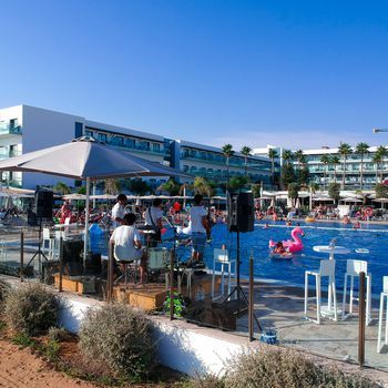 Conciertos en piscinas