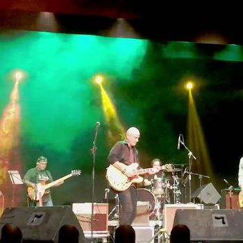 Los Recortables en el Apolo Rock Festival