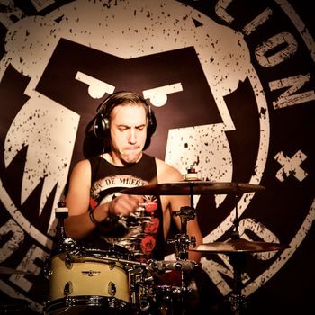 Javier Bueno - BATERIA -