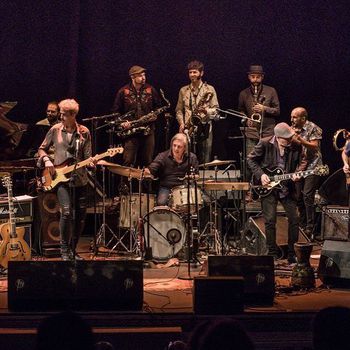 Los saxos del averno 2