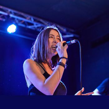 Vocals- Paula C. Boldú