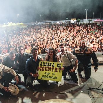 Arriba el Country