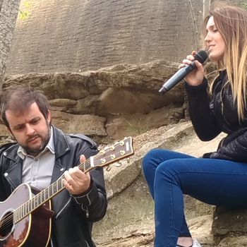 Captura del video de la canción `Volver a empezar´ del álbum: Resurrección (2019)