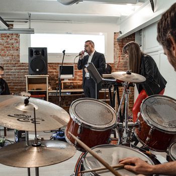 Creando música