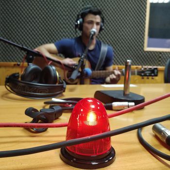 Cacia en Ateneo Radio León (radio universitaria)