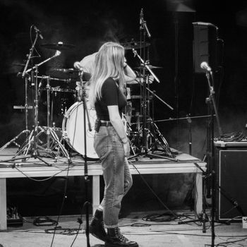 Upperlips Live