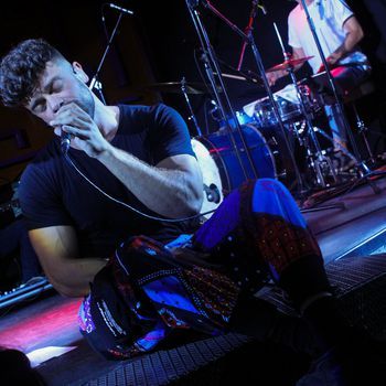 Ricky Merino en concierto