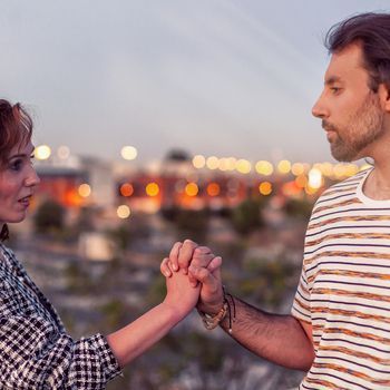 DUETO UVE MAYA