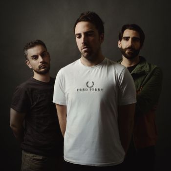 Rojo Cardinal - Componentes