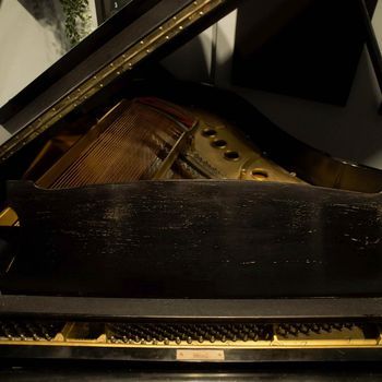 Piano II