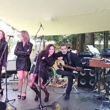 Ellas y los de siempre 2