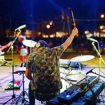 Mágicos Cabrones del Ruido