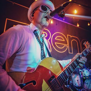 BoutiQue Rock Band - Live