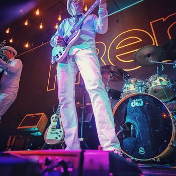 BoutiQue Rock Band - Live
