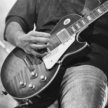 Guitarra Yor